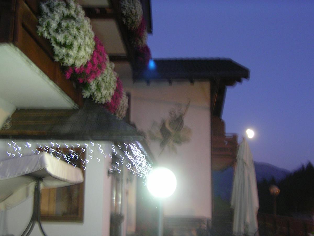 Hotel Garni Royal Arraba Exterior foto